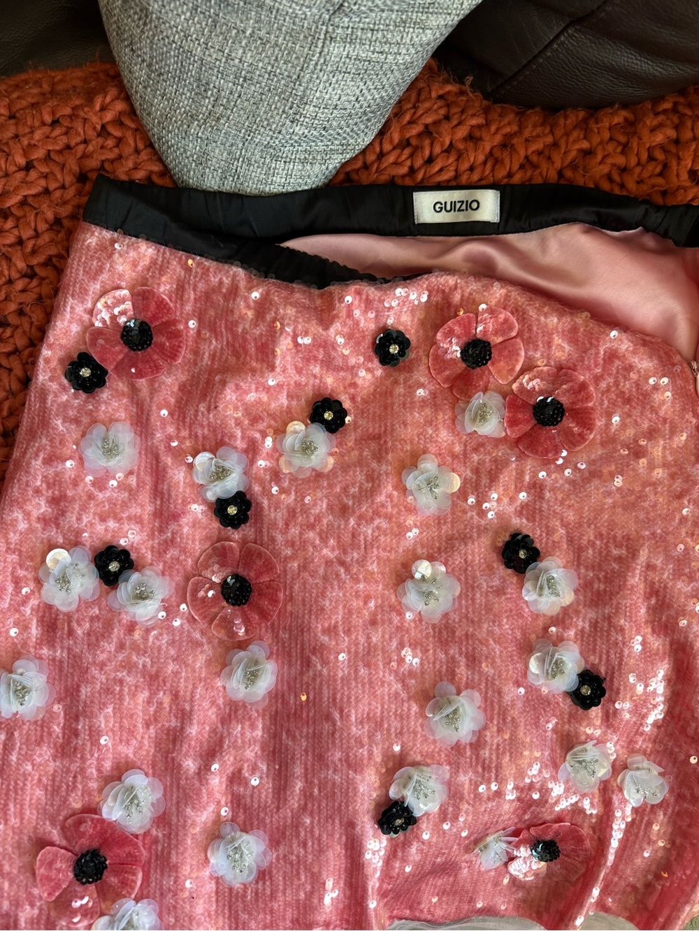 Guizio Pink Sequin Floral Mini Skirt - Picture 2 of 4